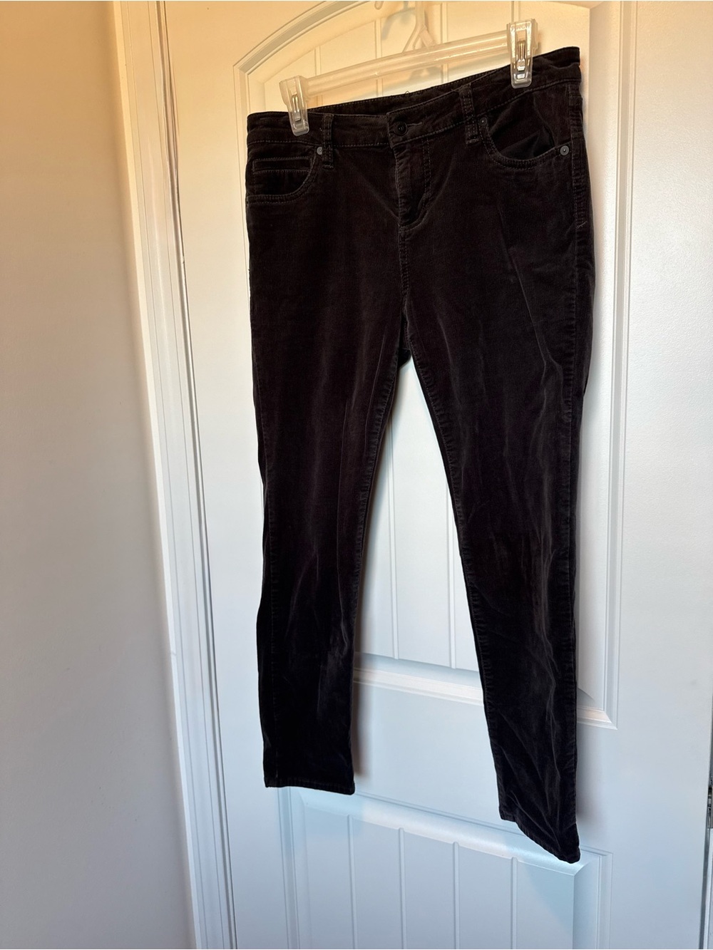 EdYson Hampton Skinny Black Corduroy Pants Size 30P